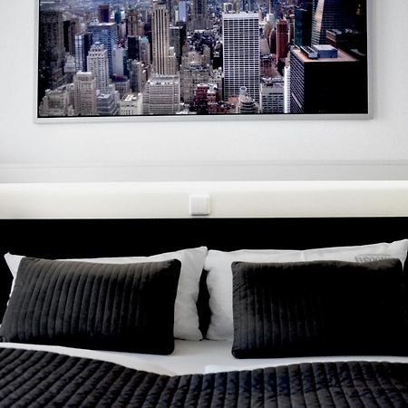 6 Rooms Apartments Берлин Екстериор снимка