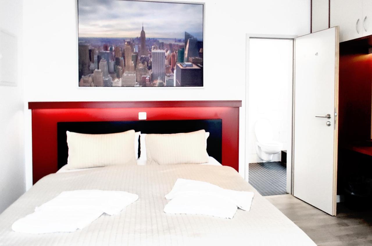 6 Rooms Apartments Берлин Екстериор снимка